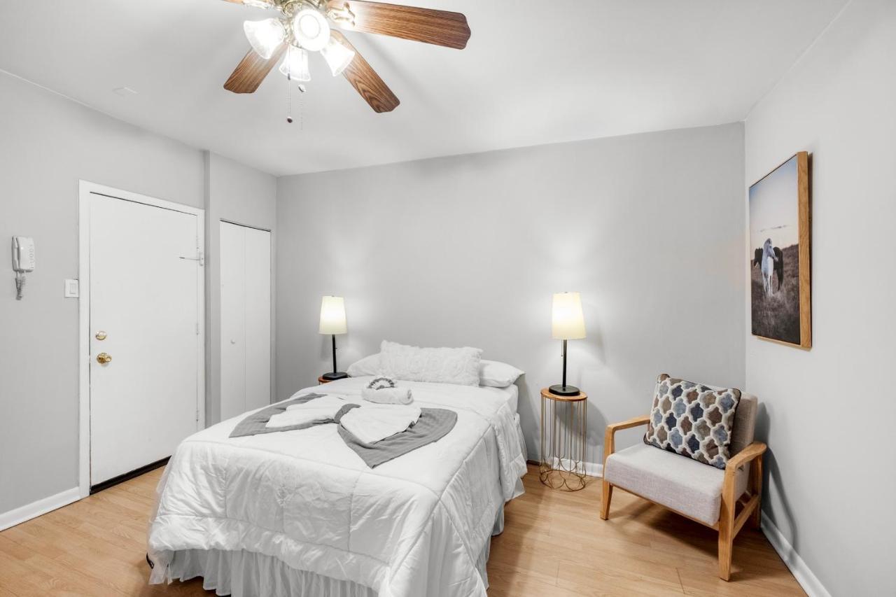Private W Cozy Yard Apartment *